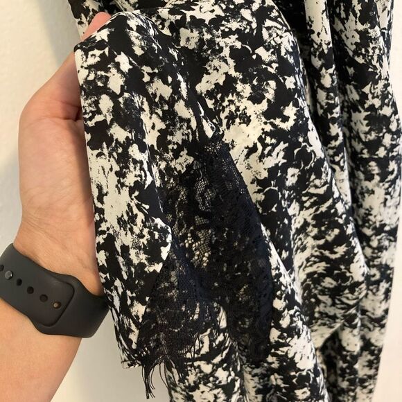 Olive‎ & oak black and white slip dress - Picture 5 of 6